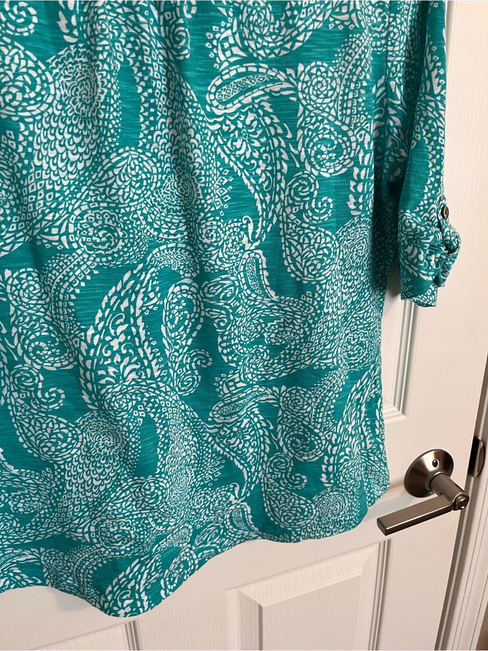 Chico's Teal White Paisley V Neck Cotton Modal Top Blouse Shirt Size 1 Medium - Picture 10 of 12